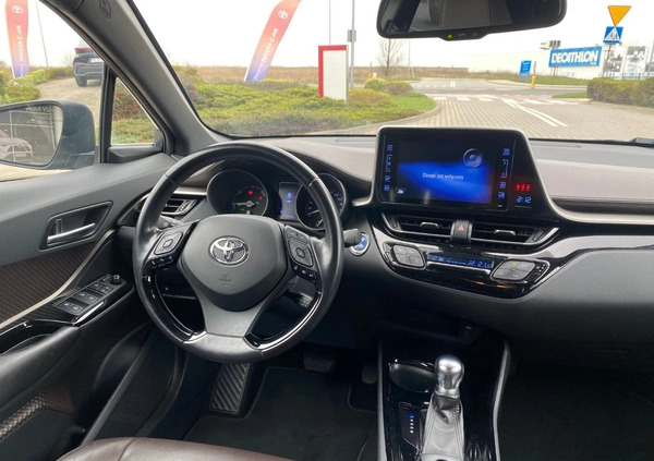 Toyota C-HR cena 94500 przebieg: 126155, rok produkcji 2018 z Kalisz małe 596